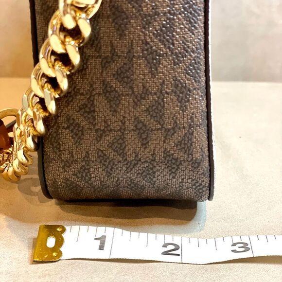 NWT Michael Kors Crossbody Bag Camera Bag Logo Print Canvas Leather Acc… - Picture 13 of 15